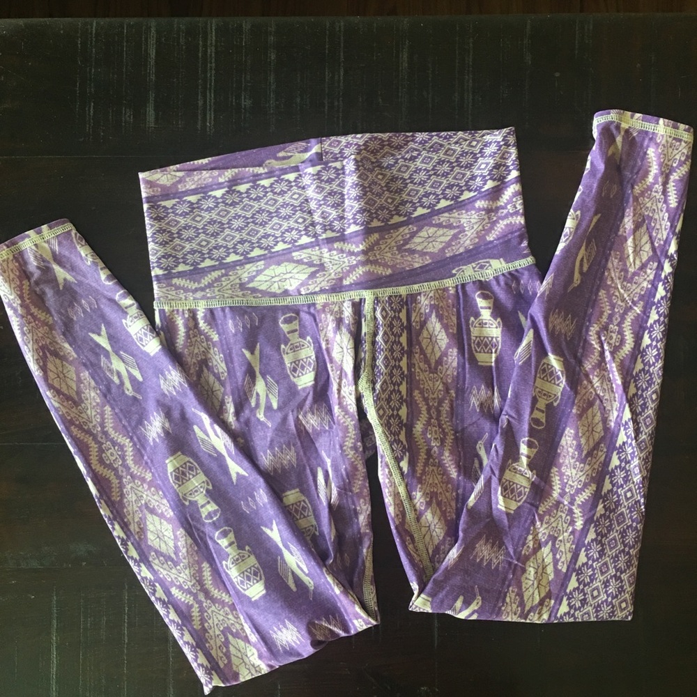 TEEKI diamond tribe hot pant legging, size M